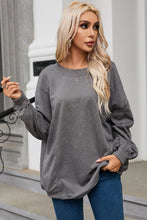 Load image into Gallery viewer, Gray Exposed Seam Twist Open Back Oversized Sweatshirt
