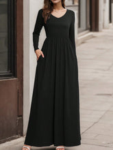 Load image into Gallery viewer, Maxi Dress | Pocketed V-Neck Long Sleeve Dress
