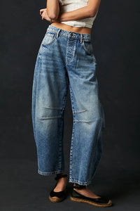 Pocketed Wide Leg Jeans with Buttons