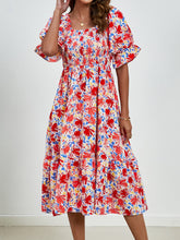 Load image into Gallery viewer, Short Sleeve Dress | Smocked Floral Square Neck
