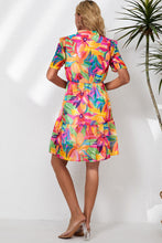 Load image into Gallery viewer, Floral Dress | Notched Neck Short Sleeve Dress
