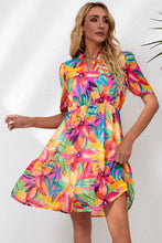 Load image into Gallery viewer, Floral Dress | Notched Neck Short Sleeve Dress
