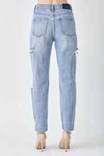 Load image into Gallery viewer, RISEN Distressed Slim Cropped Jeans | Blue Jeans
