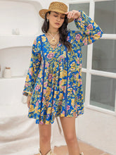 Load image into Gallery viewer, Mini Dress | Printed V-Neck Balloon Sleeve Dress
