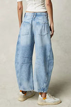 Load image into Gallery viewer, Pocketed Wide Leg Jeans with Buttons
