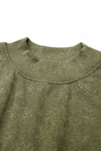 Load image into Gallery viewer, Pullover Sweatshirt | Green Drop Shoulder Crew Neck
