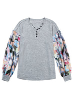 Load image into Gallery viewer, V Neck Top | Gray Floral Lantern Sleeve Patchwork Blouse
