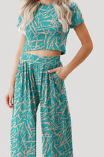 Load image into Gallery viewer, Printed Round Neck Short Sleeve Top and Pants Set
