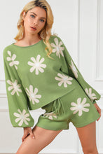 Load image into Gallery viewer, Floral Green Shorts Set | Flower Bubble Sleeve Sweater Shorts Set
