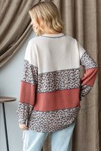 Load image into Gallery viewer, Exposed Seam Top | Color Block Long Sleeve Top
