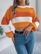 Load image into Gallery viewer, Color Block Hippie Cropped Sweater
