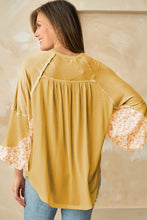 Load image into Gallery viewer, Beige Floral Colorblock Balloon Sleeve Exposed Seam Top | Tops/Long Sleeve Tops
