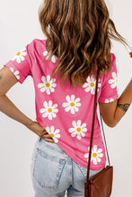 Load image into Gallery viewer, Pink Daisy Printed Crewneck T Shirt | Tops/Tops &amp; Tees
