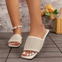 Load image into Gallery viewer, Rattan Woven Flat Sandals
