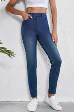 Load image into Gallery viewer, High Waist Skinny Jeans with Pockets
