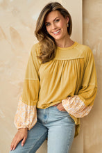 Load image into Gallery viewer, Beige Floral Colorblock Balloon Sleeve Exposed Seam Top | Tops/Long Sleeve Tops
