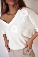 Load image into Gallery viewer, V Neck Top | White Flower Applique Texture Knitted Blouse
