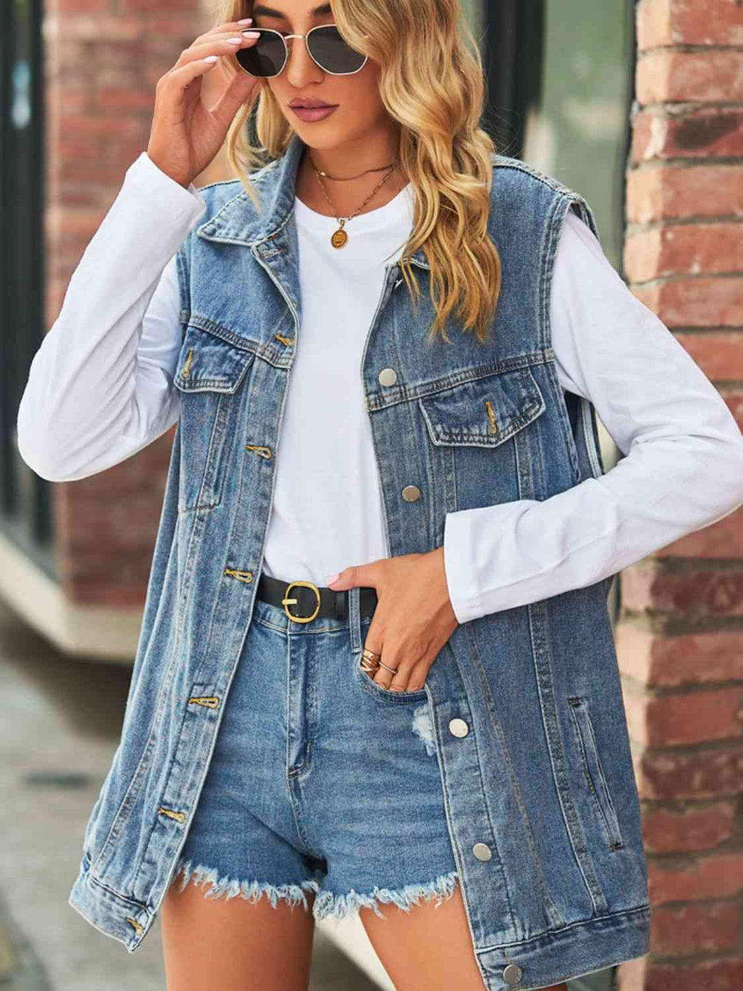 Womens Top-Collared Neck Sleeveless Denim Top with Pockets