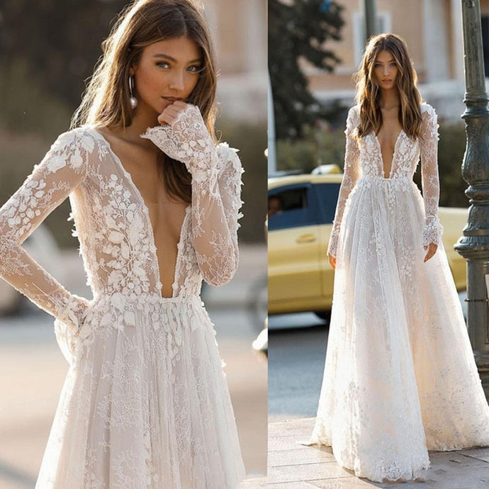 Bohemian Beach Wedding Dress- Vintage Backless Lace-Size 14 | Wedding Dresses