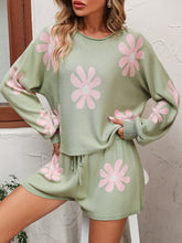 Load image into Gallery viewer, Womens Short Set-Floral Print Knit Top Tie Front Sweater Shorts Set
