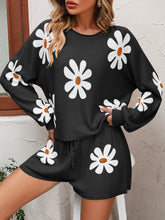 Load image into Gallery viewer, Womens Short Set-Floral Print Knit Top Tie Front Sweater Shorts Set
