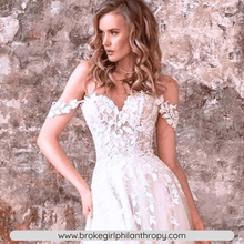 Load image into Gallery viewer, Mermaid Wedding Dress-Lace Applique Wedding Dress | Wedding Dresses
