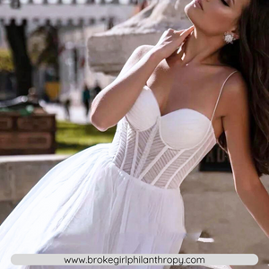 Beach Wedding Dress-Romantic Lace Puff Sleeve Bridal Gown