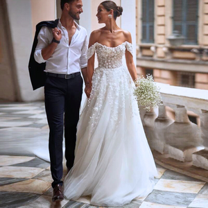 Lace Wedding Dress-Scoop Neckline Bridal Gown | Wedding Dresses