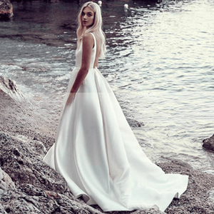 Sexy Wedding Dress-Minimalist Beach Wedding Dress Broke Girl Philanthropy