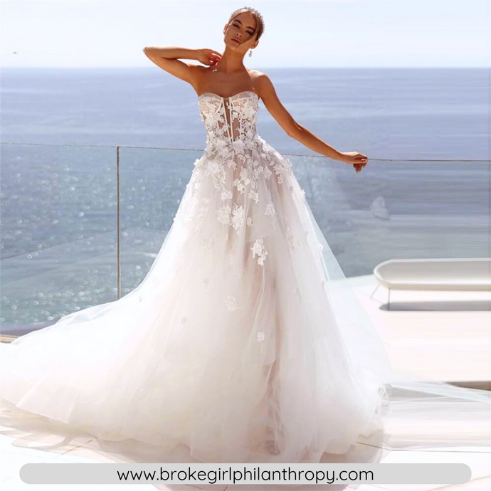 Sexy Wedding Dress-Strapless 3D Flower Lace Wedding Dress | Wedding Dresses