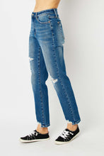 Load image into Gallery viewer, Judy Blue Slim Jeans | Full Size Distressed
