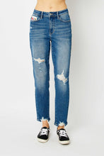 Load image into Gallery viewer, Judy Blue Slim Jeans | Full Size Distressed
