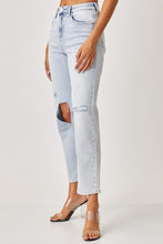 Load image into Gallery viewer, RISEN High Rise Distressed Relaxed Jeans
