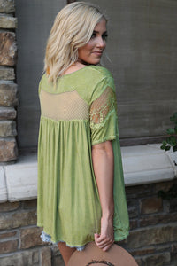 Green Mesh Lace Trim Short Sleeve Top | Tops/Tops & Tees