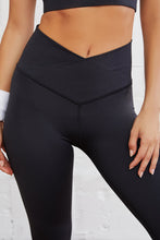 Load image into Gallery viewer, Black Arched Waist Seamless Active Leggings | Activewear/Yoga Pants
