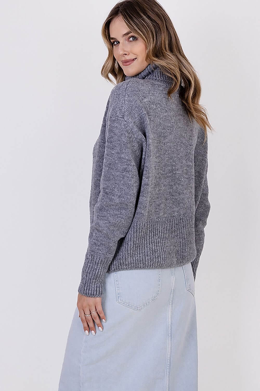 Casual Classic Turtleneck | Casual Cut