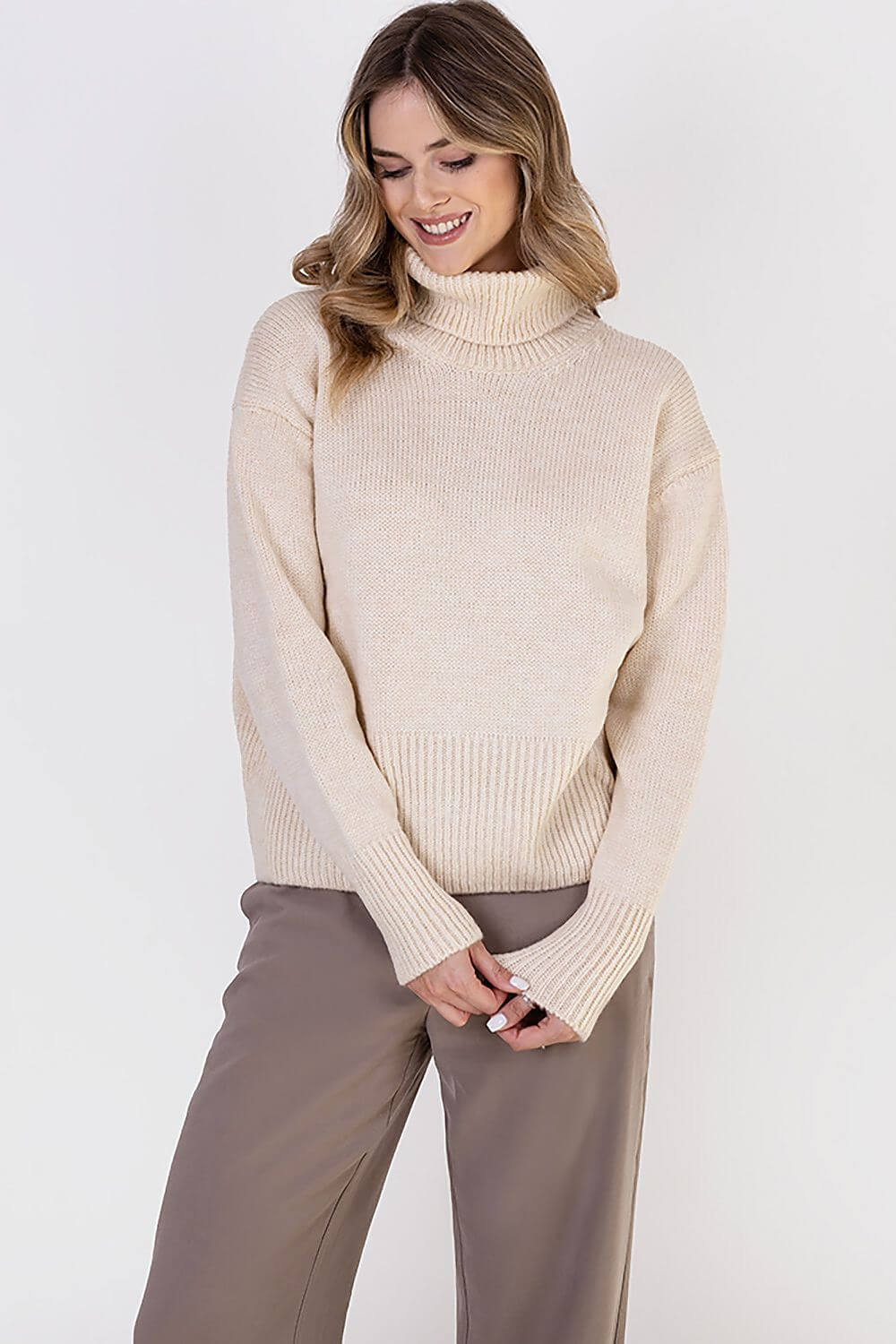 Casual Classic Turtleneck | Casual Cut