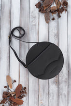 Load image into Gallery viewer, Italian Made Vintage Leather Handbag
