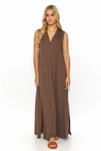 Load image into Gallery viewer, Sweetheart Maxi Dress with Thick Shoulder Straps
