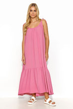 Load image into Gallery viewer, Long Oversize Maxi Dress with Ruffled Bottom
