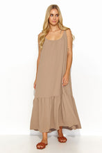 Load image into Gallery viewer, Long Oversize Maxi Dress with Ruffled Bottom
