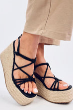 Load image into Gallery viewer, Platform Strappy Sandals
