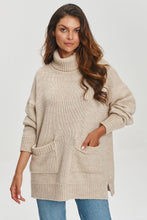 Load image into Gallery viewer, Loose Cut Turtleneck Sweater
