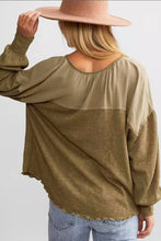 Load image into Gallery viewer, Khaki Ribbed Patchwork Drop Shoulder Buttoned Neckline Blouse
