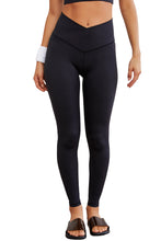 Load image into Gallery viewer, Black Arched Waist Seamless Active Leggings | Activewear/Yoga Pants
