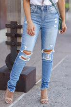 Load image into Gallery viewer, Ripped Skinny Jeans | Light Blue Vintage Distressed
