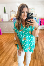 Load image into Gallery viewer, Green Cheetah Print V Neck Short Sleeve Plus Top | Plus Size/Plus Size Tops/Plus Size Tops &amp; Tees
