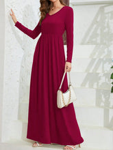 Load image into Gallery viewer, Maxi Dress | Pocketed V-Neck Long Sleeve Dress
