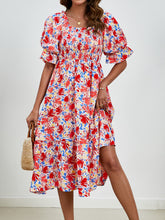 Load image into Gallery viewer, Short Sleeve Dress | Smocked Floral Square Neck
