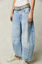 Load image into Gallery viewer, Pocketed Wide Leg Jeans with Buttons
